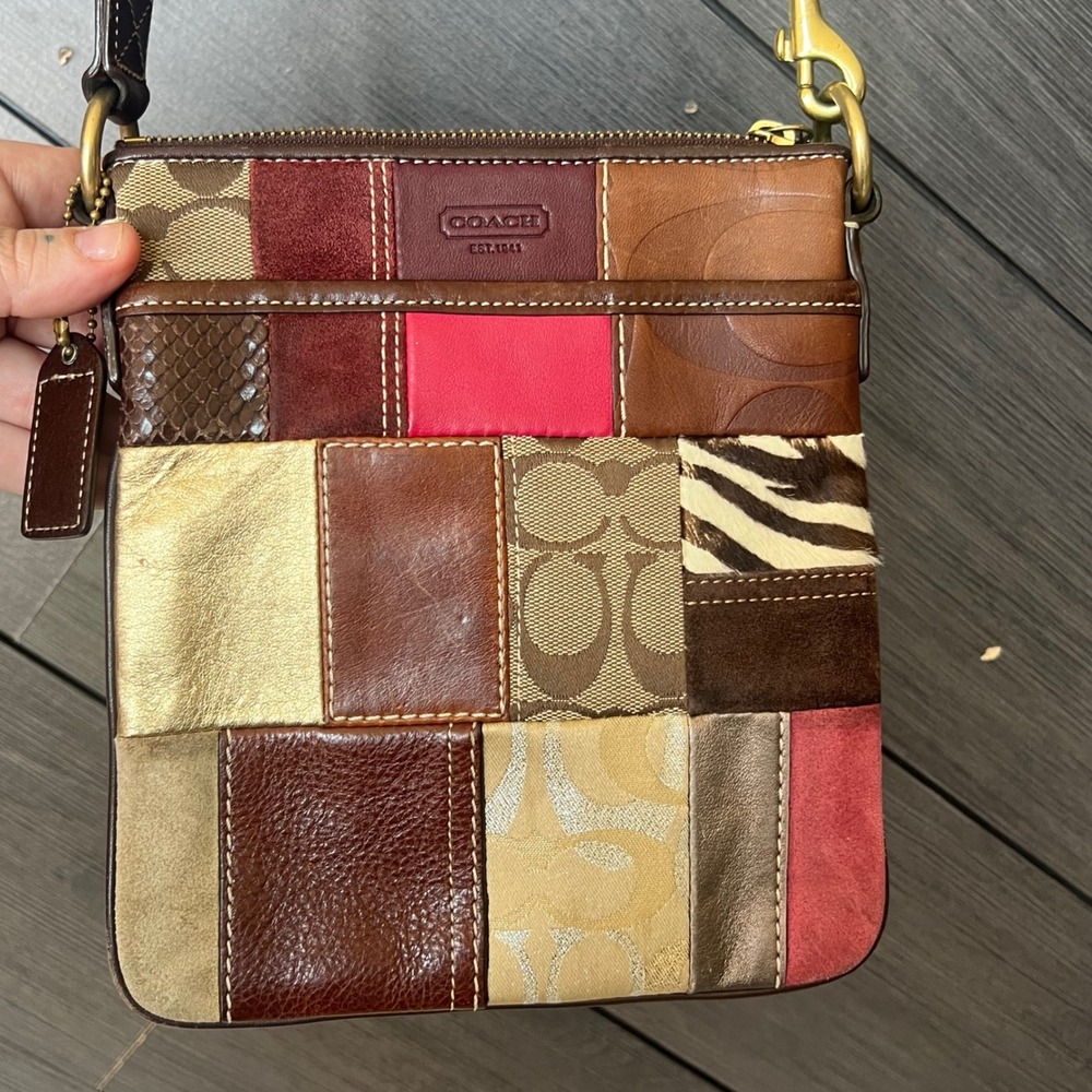 Coach Women's Patchwork Crossbody Bag Leather Suede Signature Multicolor Y2K - Picture 3 of 9